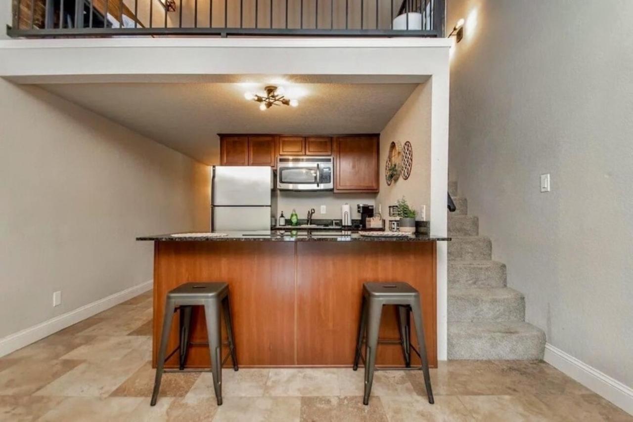 Boho Lakefront Condo With Stunning Views! Hawes Exterior foto